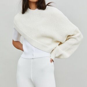 Asymmetrical Sweater Money Packing Diagonal One Sleeve Knit Sweater Cream